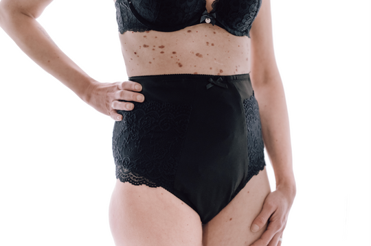 Tailleslip 'Sensual Lace' - Zwart - Level 0